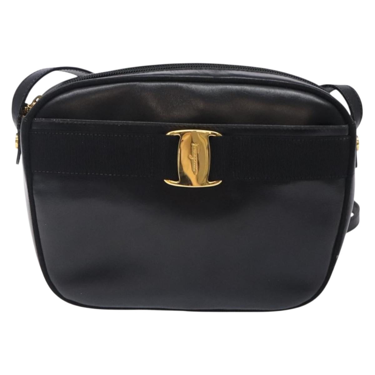 Salvatore Ferragamo Vala Shoulder Bag Leather Black Gold Auth BA4221