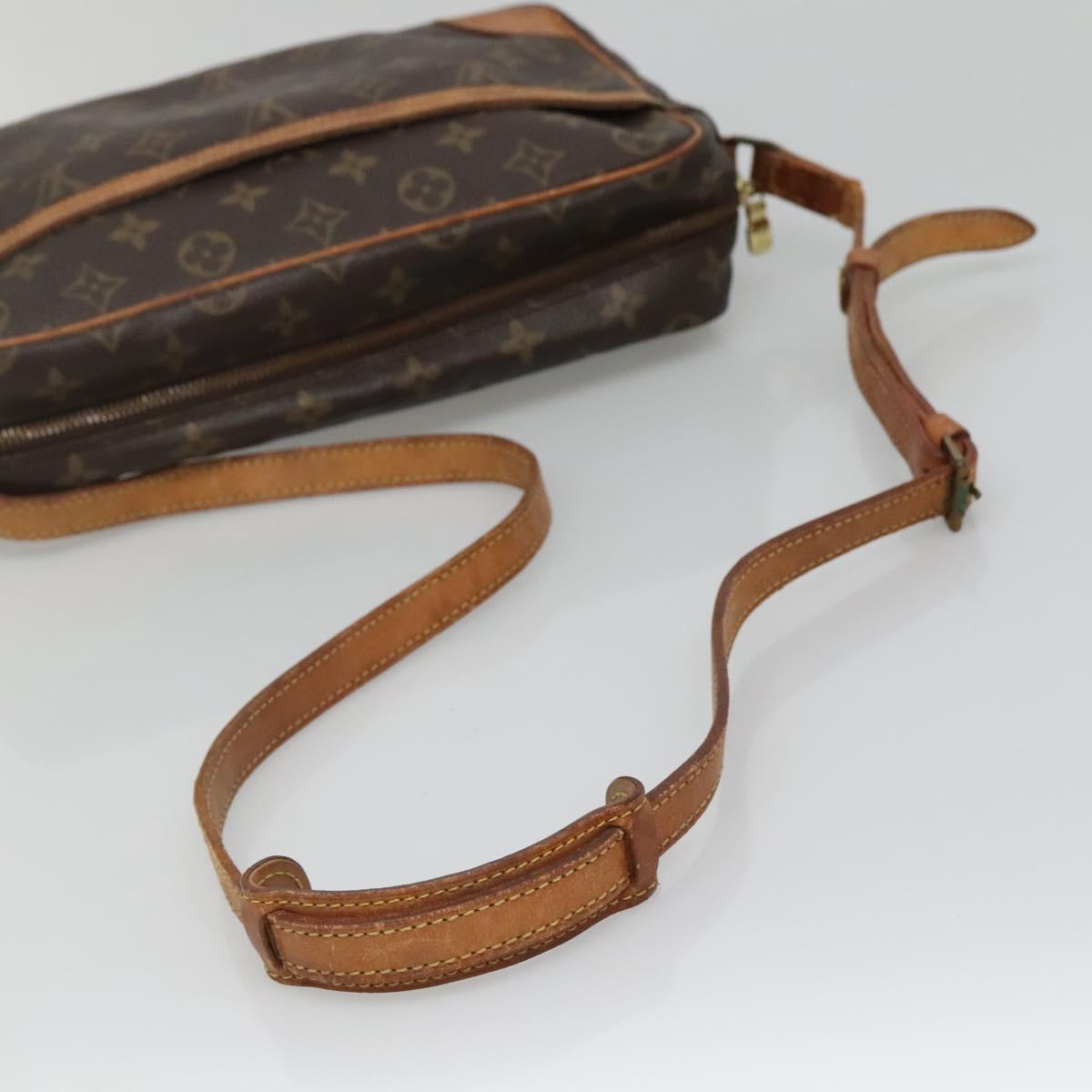 LOUIS VUITTON Monogram Trocadero 30 Shoulder Bag M51272 LV Auth BA4294