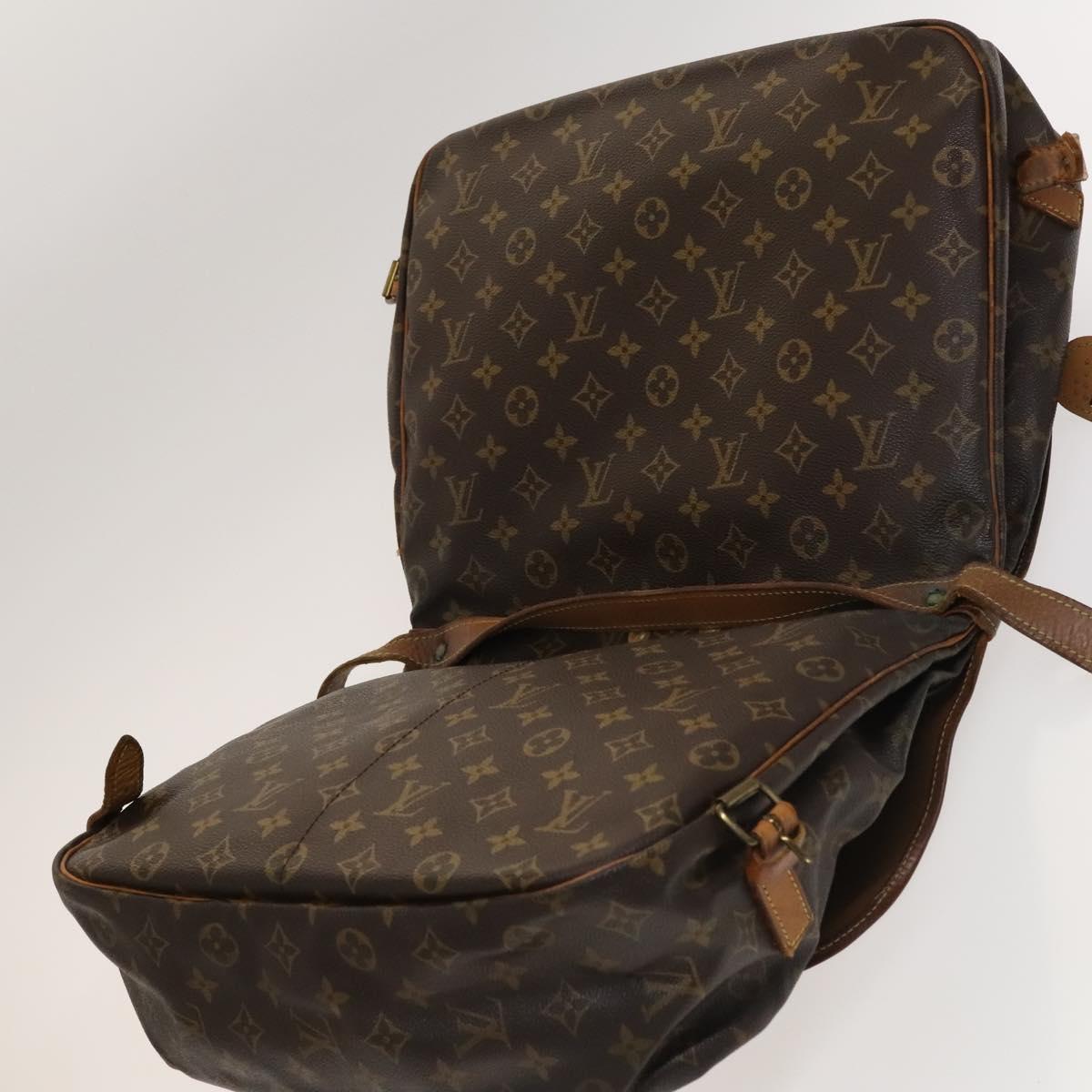 LOUIS VUITTON Monogram Saumur 35 Shoulder Bag M42254 LV Auth BA4403