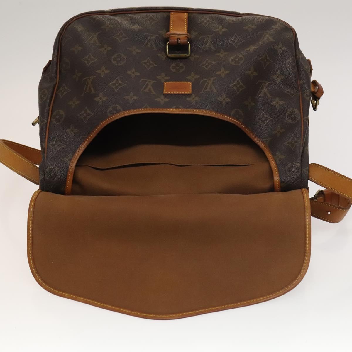 LOUIS VUITTON Monogram Saumur 35 Shoulder Bag M42254 LV Auth BA4420