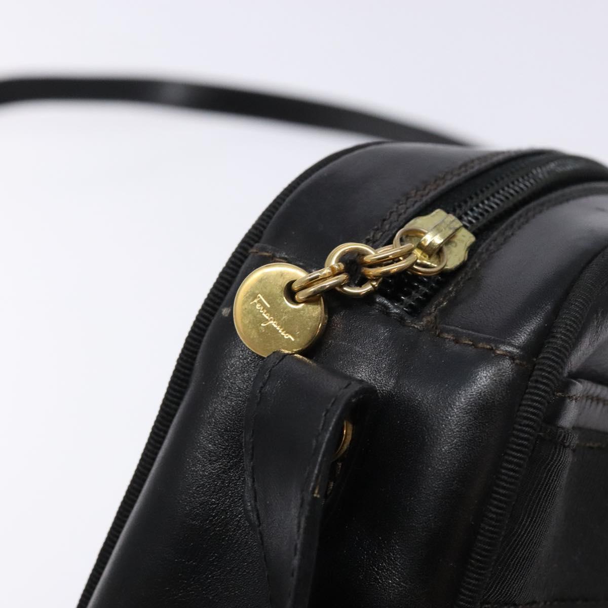Salvatore Ferragamo Vala Shoulder Bag Leather Black Gold Auth BA5416