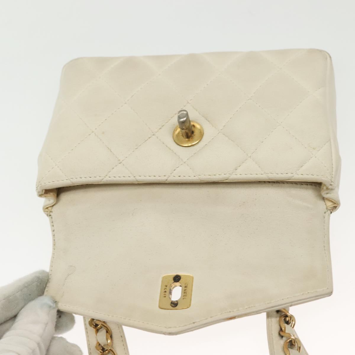 CHANEL Matelasse Chain Waist bag Lamb Skin White Gold CC Auth BA5530