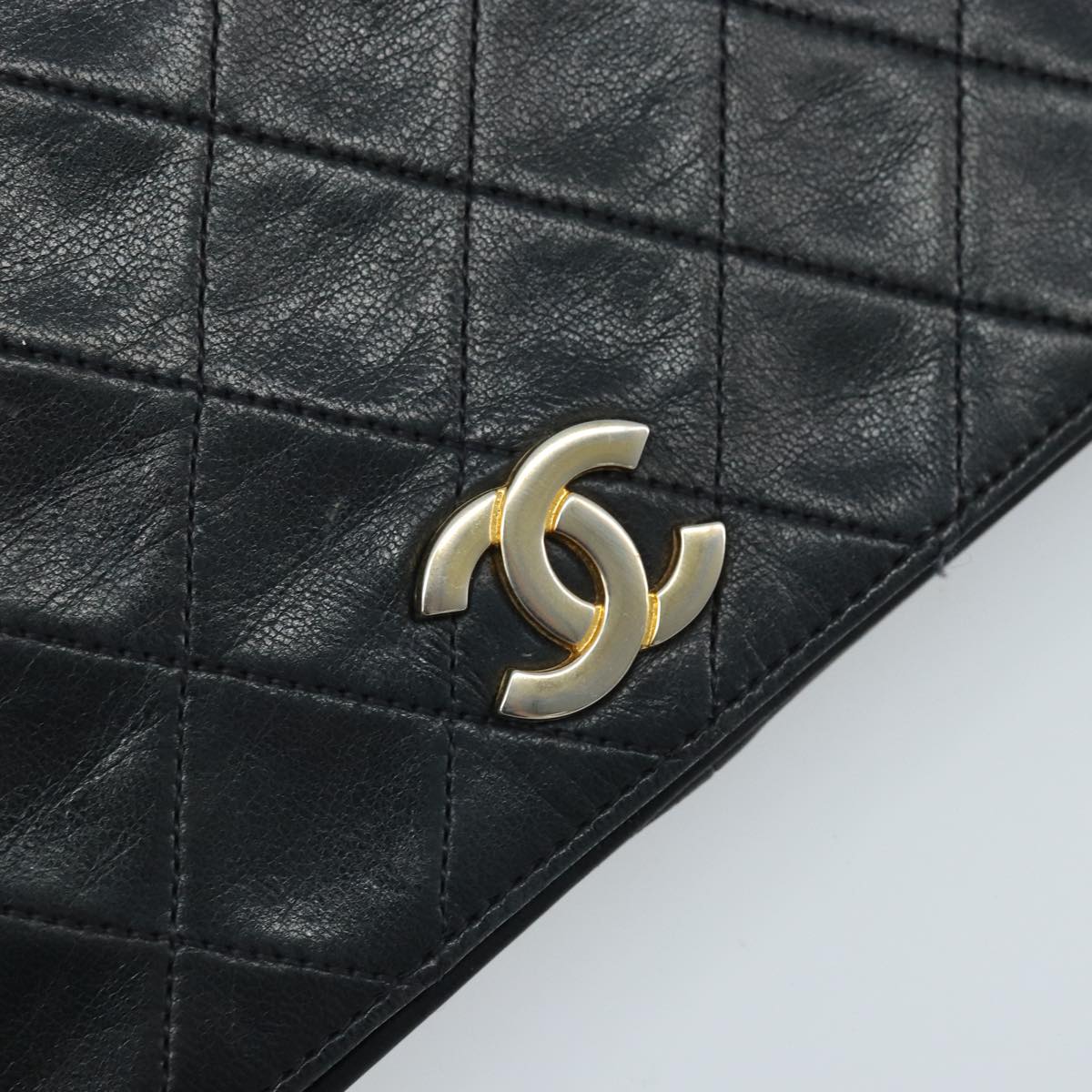 CHANEL Matelasse Chain Shoulder Bag Lamb Skin Black Gold CC Auth BA5545