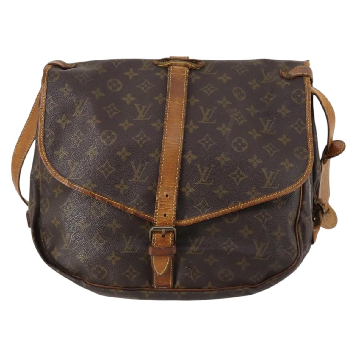 LOUIS VUITTON Monogram Saumur 35 Shoulder Bag M42254 LV Auth BA5810