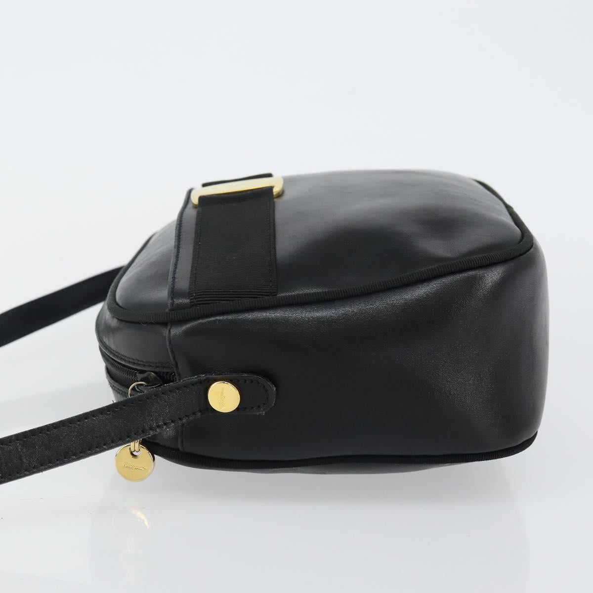 Salvatore Ferragamo Vala Shoulder Bag Leather Black Gold Auth BA5962