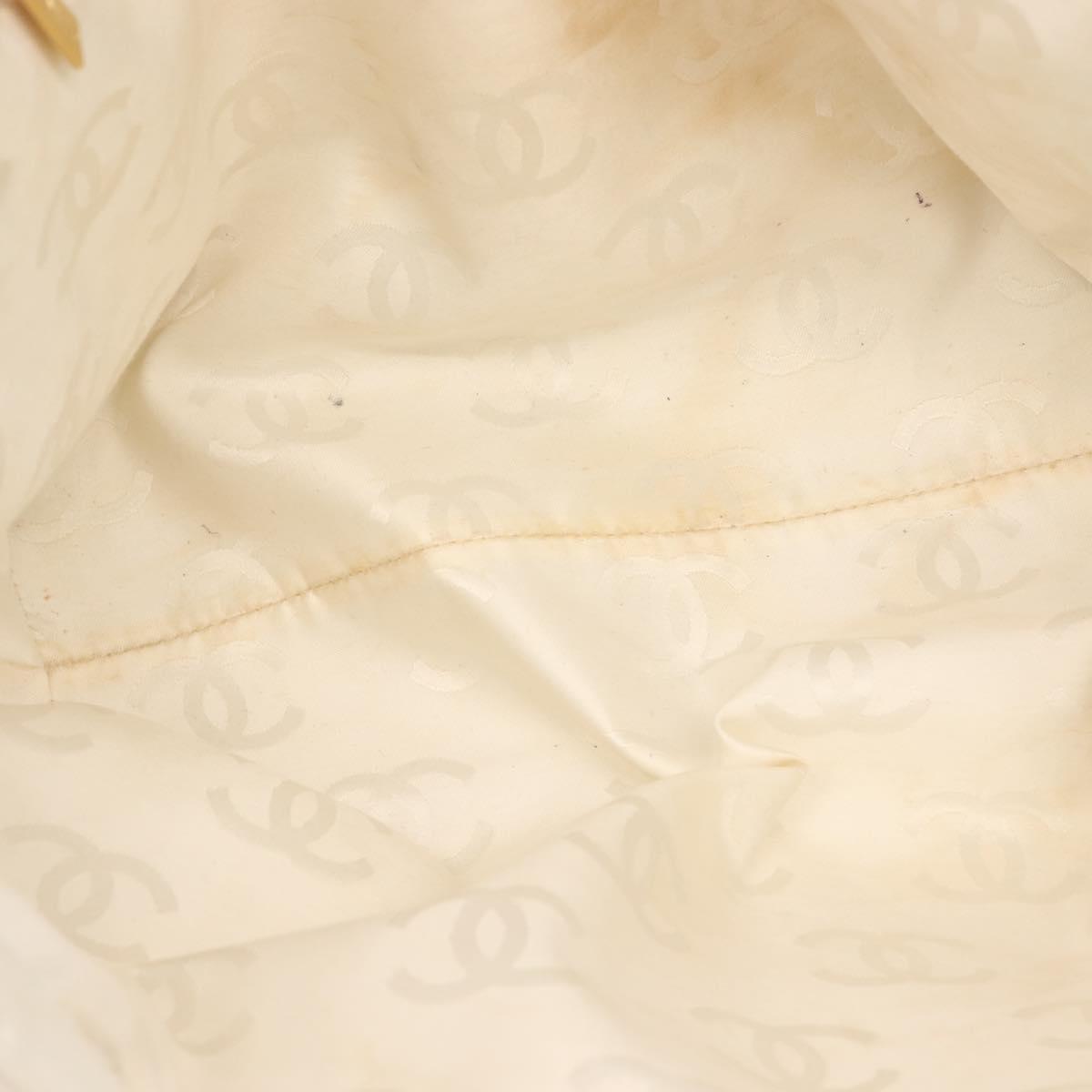 CHANEL Tote Bag Caviar Skin White Gold CC Auth BA6361