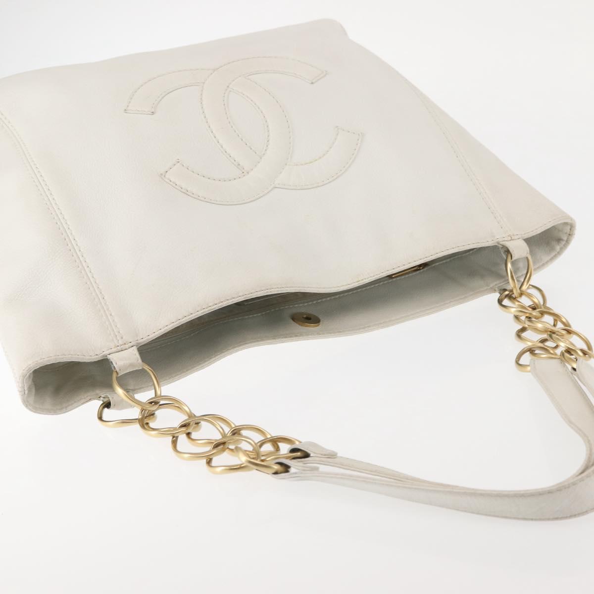 CHANEL Tote Bag Caviar Skin White Gold CC Auth BA6361