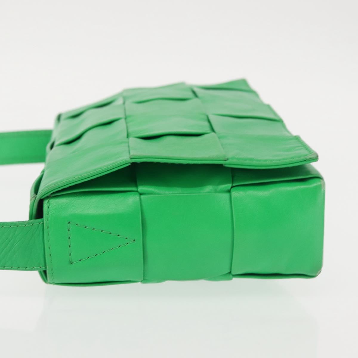 BOTTEGA VENETA MAXI INTRECCIATO Cassette Shoulder Bag Leather Green Auth BA6369