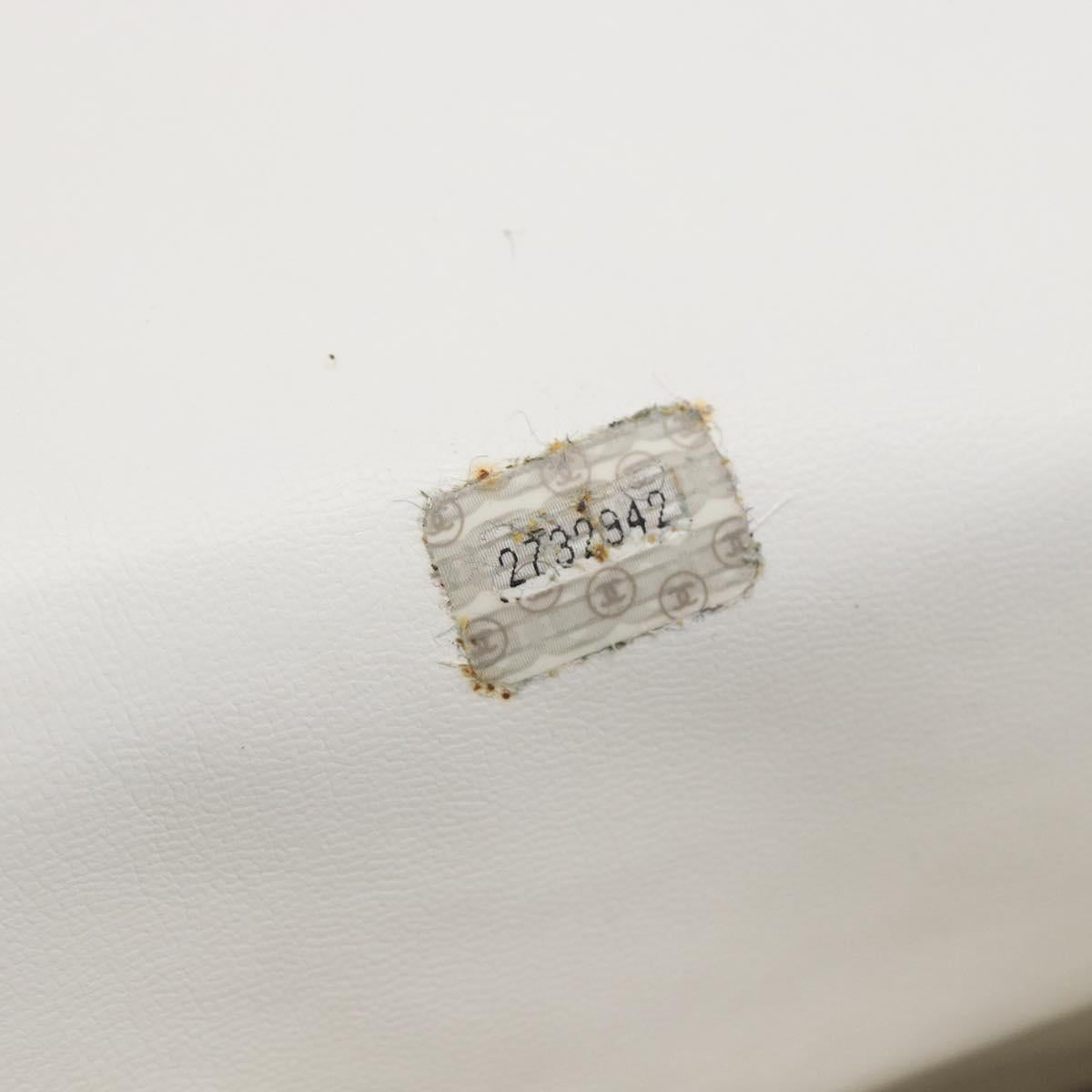 CHANEL Chain Shoulder Bag Caviar Skin White Silver CC Auth BA6376