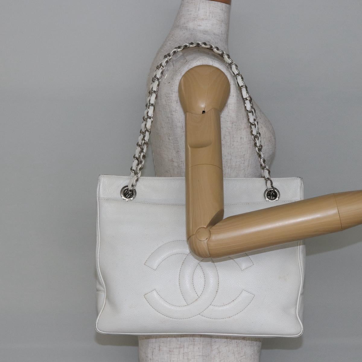 CHANEL Chain Shoulder Bag Caviar Skin White Silver CC Auth BA6376