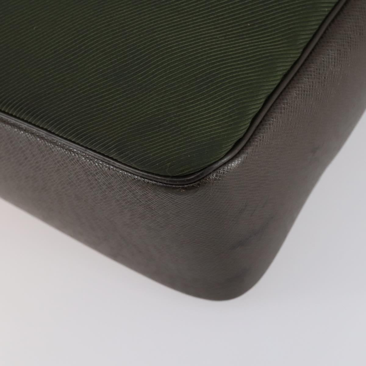 LOUIS VUITTON Taiga Thai Meal Shoulder Bag Khaki M30868 LV Auth BA6419