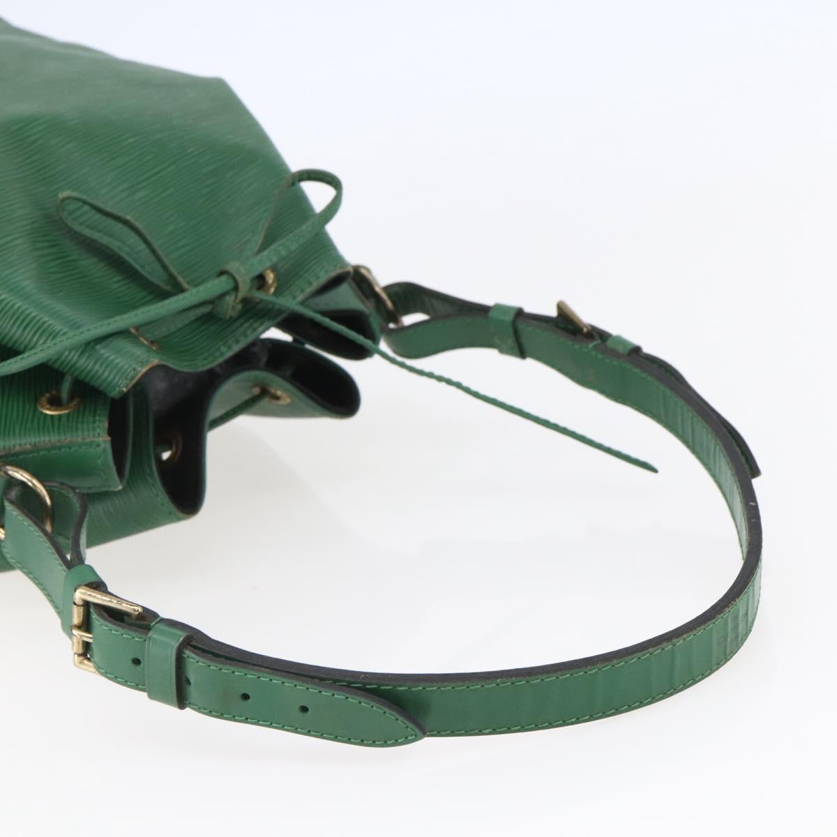 LOUIS VUITTON Epi Noe Shoulder Bag Green M44004 LV Auth BA6522