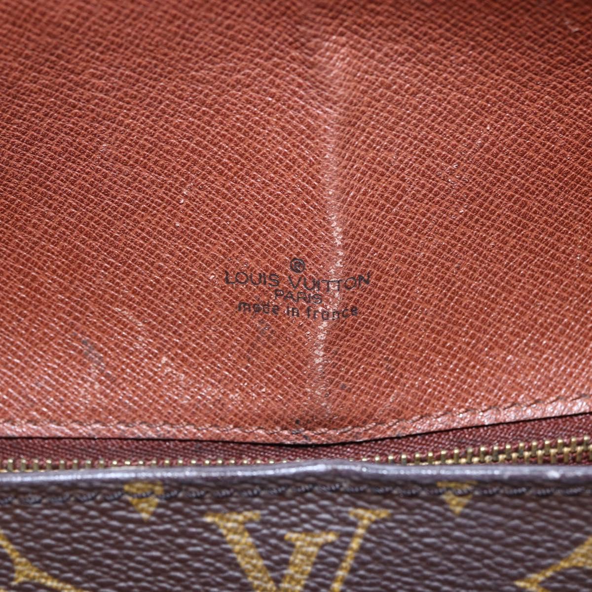 LOUIS VUITTON Monogram Saint Cloud GM Shoulder Bag M51242 LV Auth BA6640
