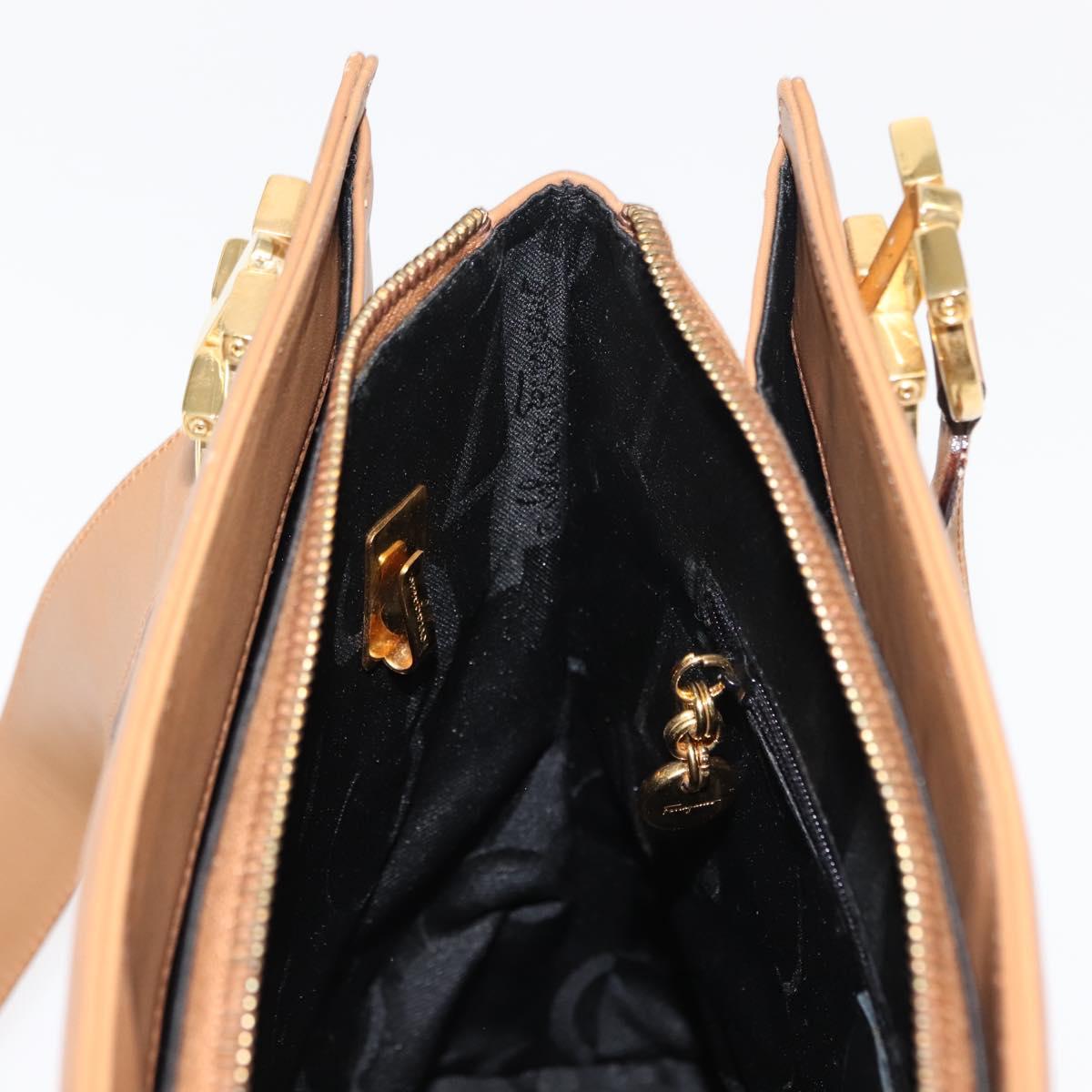 Salvatore Ferragamo Gancini Shoulder Bag Leather Beige Auth BA6798