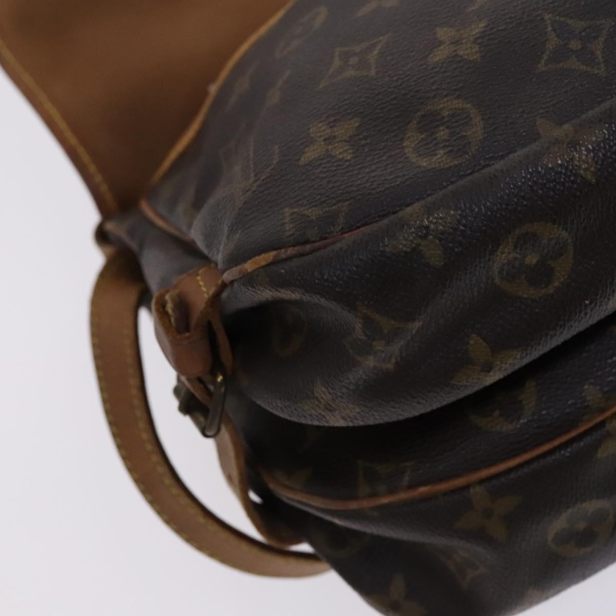 LOUIS VUITTON Monogram Saumur 30 Shoulder Bag M42256 LV Auth BA680
