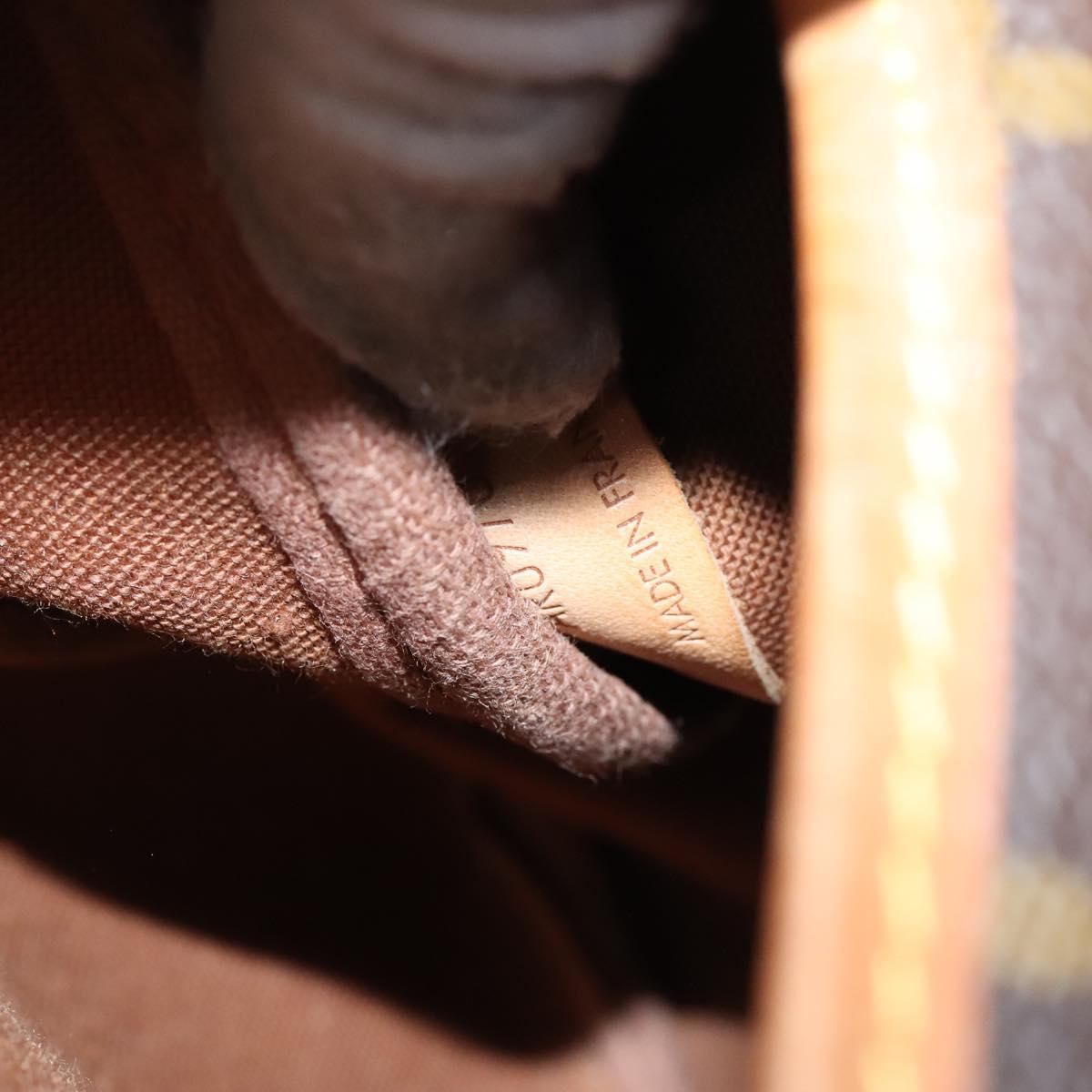 LOUIS VUITTON Monogram Saumur 30 Shoulder Bag M42256 LV Auth BA680