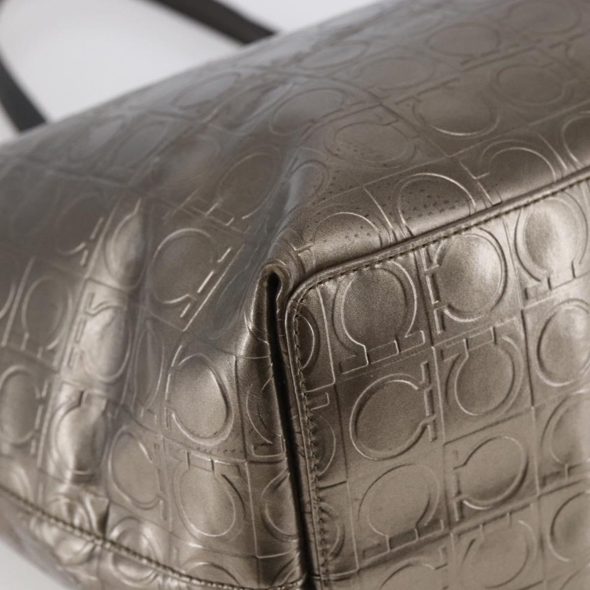 Salvatore Ferragamo Gancini Tote Bag Enamel Gold Auth BA6811