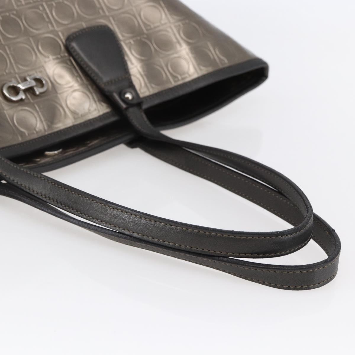 Salvatore Ferragamo Gancini Tote Bag Enamel Gold Auth BA6811