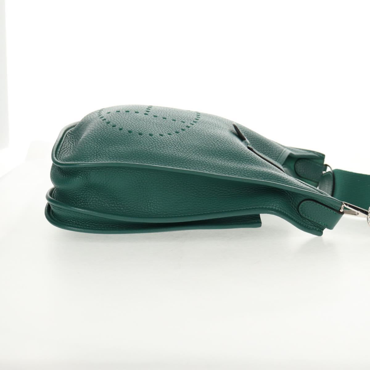 HERMES Evelyn 3 PM Shoulder Bag Taurillon Clemence Green Auth BA6847A