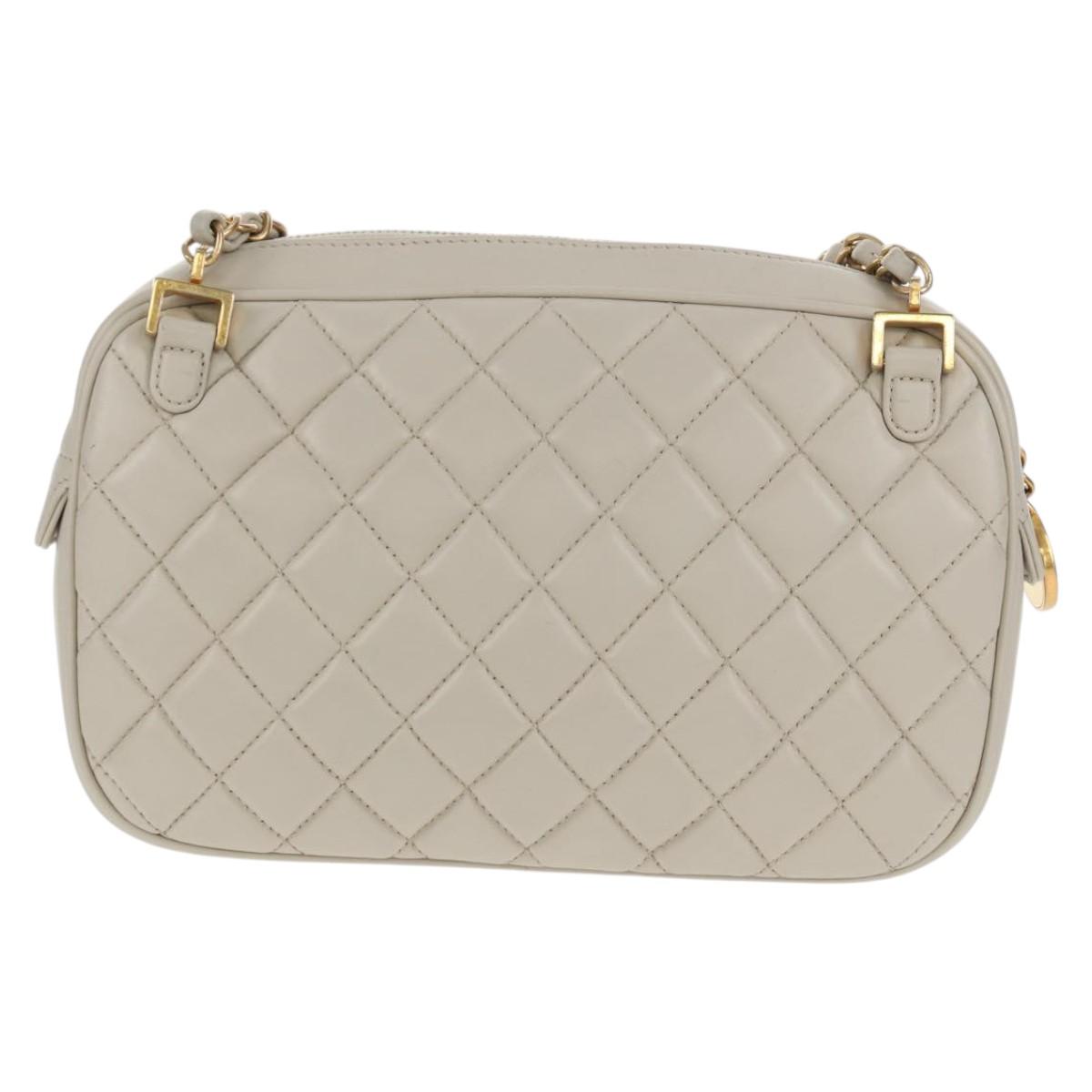 CHANEL Matelasse Chain Shoulder Bag Leather White CC Auth BA6864A