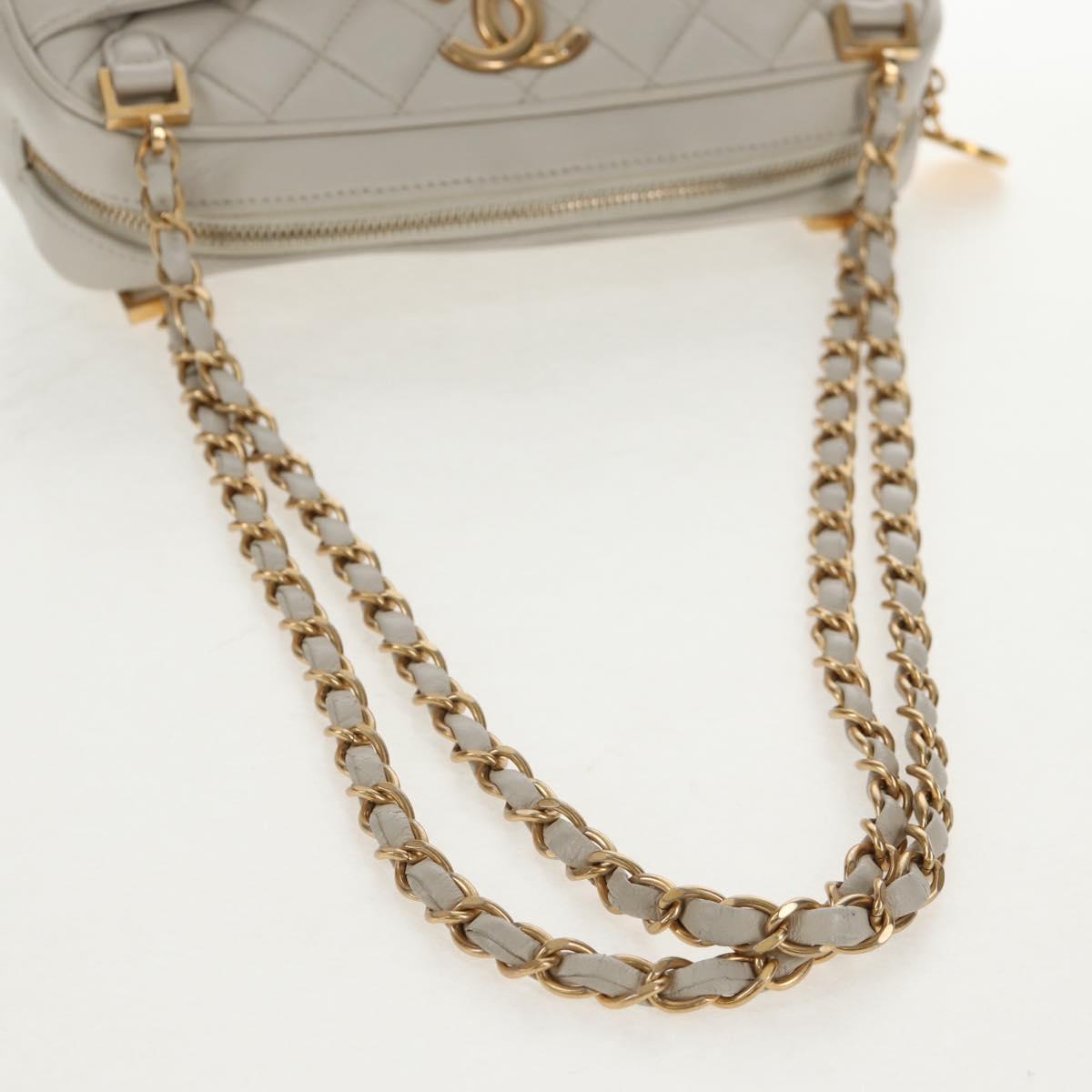 CHANEL Matelasse Chain Shoulder Bag Leather White CC Auth BA6864A