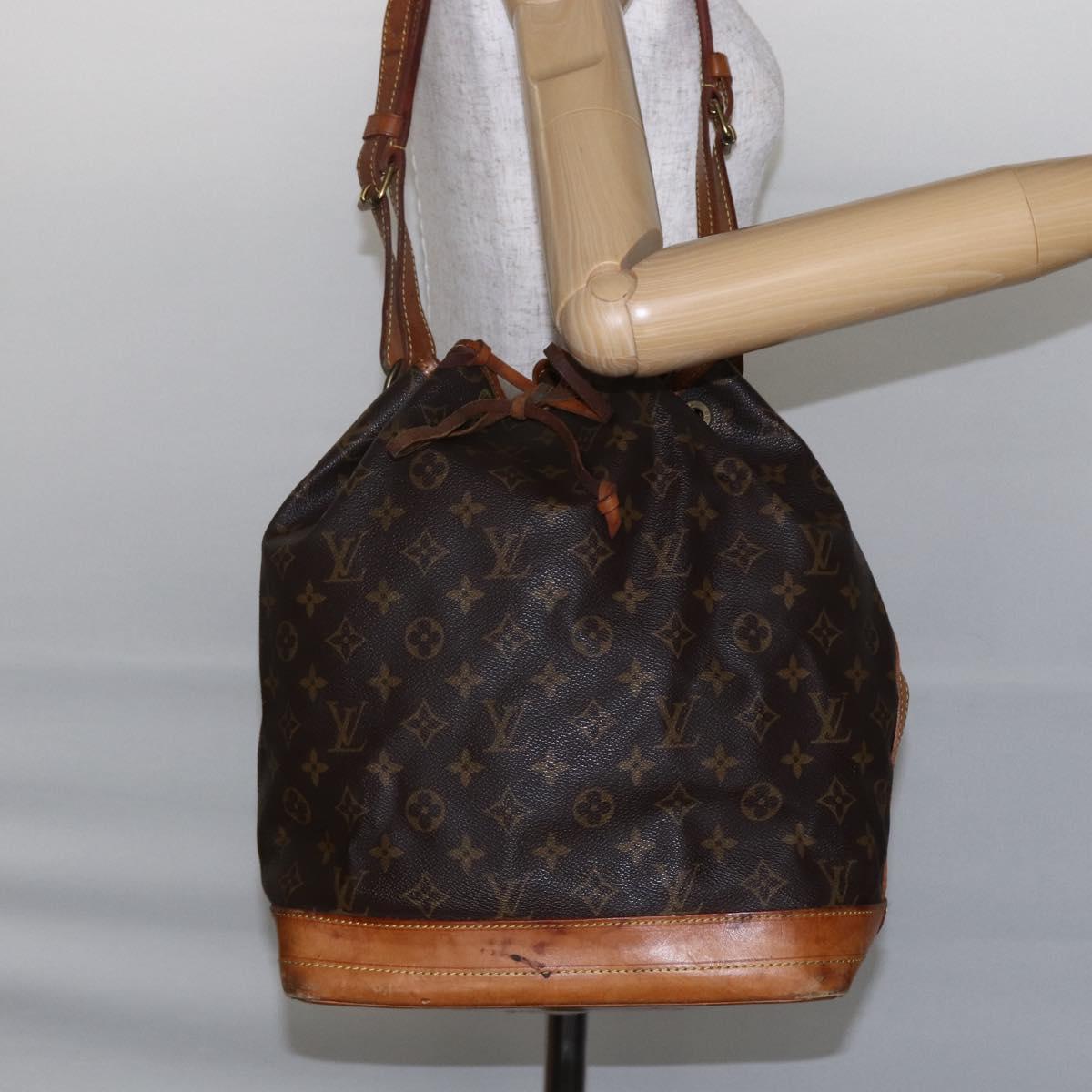 LOUIS VUITTON Monogram Noe Shoulder Bag M42224 LV Auth BA6956