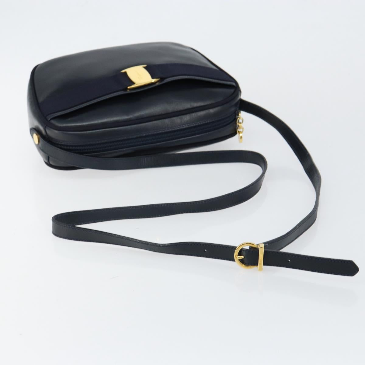 Salvatore Ferragamo Vala Shoulder Bag Leather Navy Gold Auth BA7059