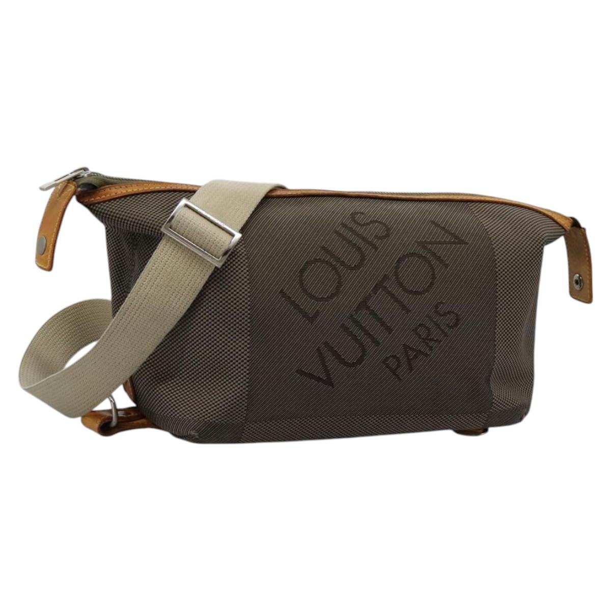 LOUIS VUITTON Damier Geant Shoulder Bag Tail LV Auth BA719