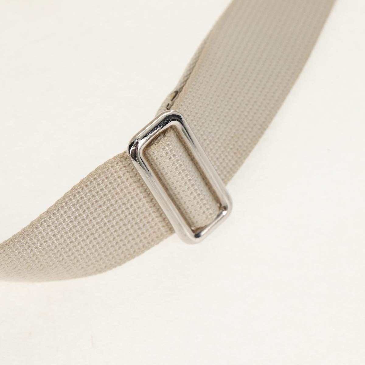 GUCCI GG Emboss Body Bag White Silver 645093 Auth BA7268M