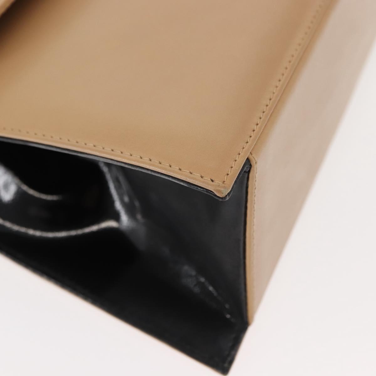 Salvatore Ferragamo Chain Shoulder Bag Leather Beige Gold Auth BA7325