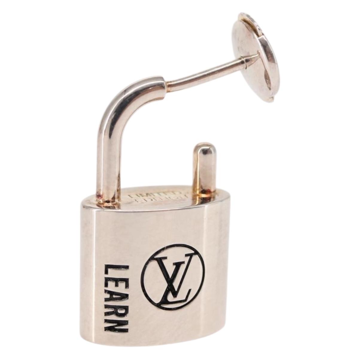 LOUIS VUITTON Lockit Learn Earring metal Silver Q16091 LV Auth BA7450