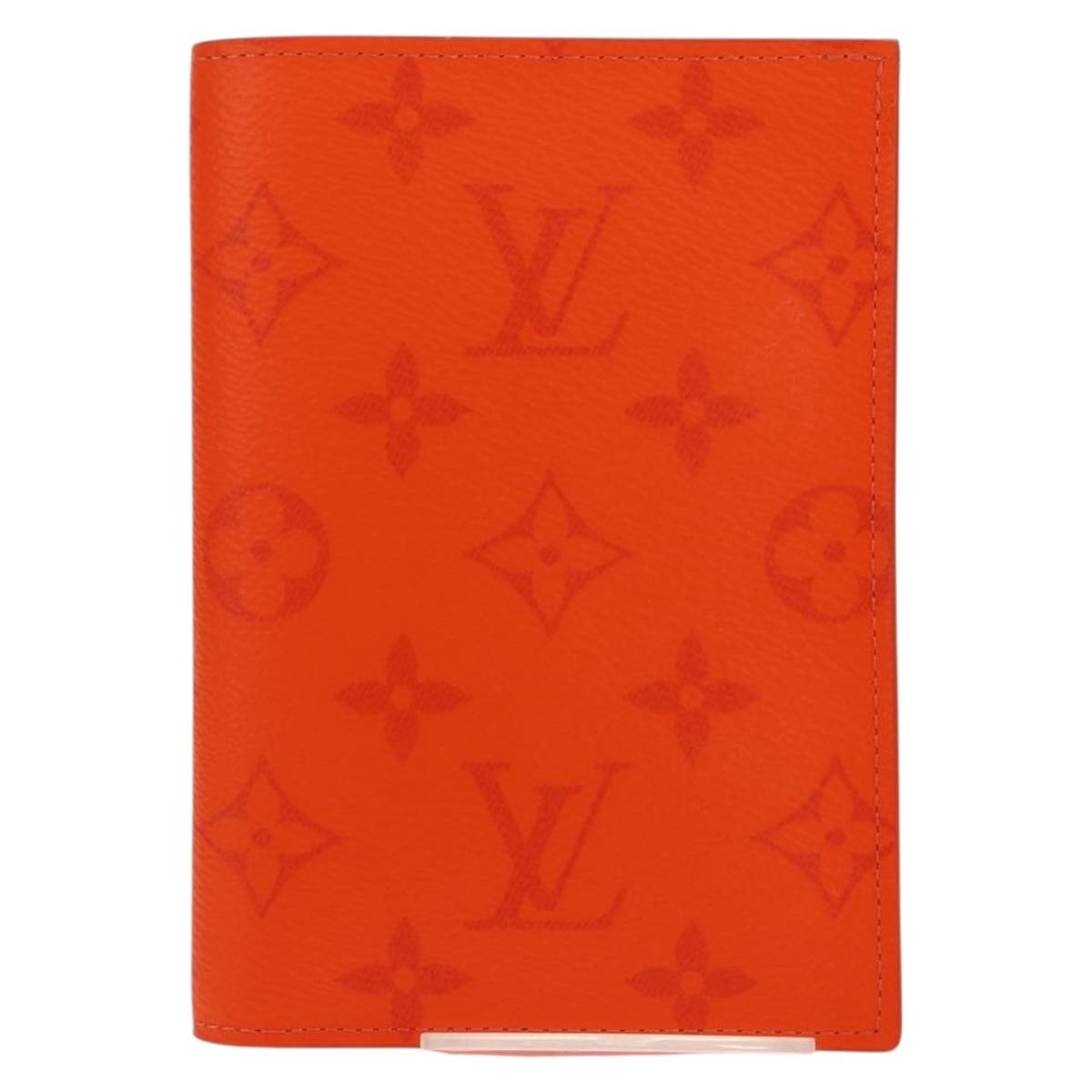 LOUIS VUITTON Tiger Lama Monogram Couverture Passpole NM R97917 Auth BA7451V