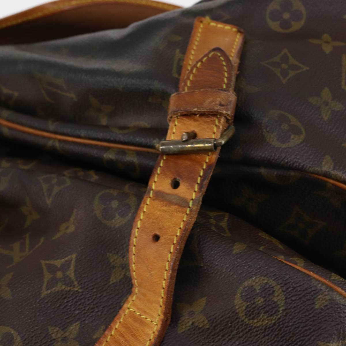 LOUIS VUITTON Monogram Saumur 43 Shoulder Bag M42252 LV Auth BA7621