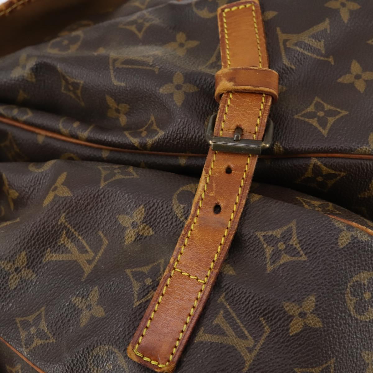 LOUIS VUITTON Monogram Saumur 35 Shoulder Bag M42254 LV Auth BA7622