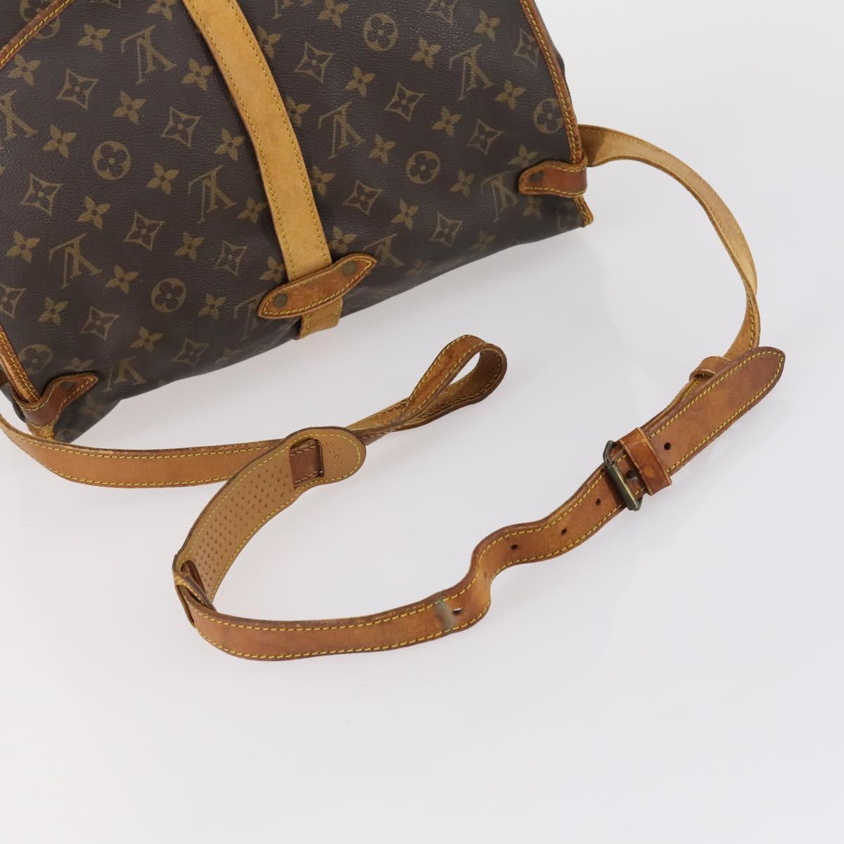 LOUIS VUITTON Monogram Saumur 35 Shoulder Bag M42254 LV Auth BA7622