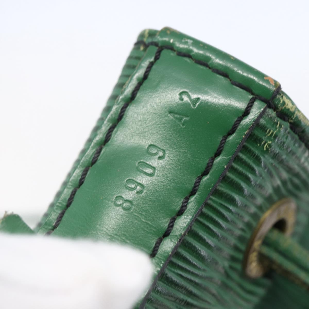 LOUIS VUITTON Epi Noe Shoulder Bag Green M44004 LV Auth BA7653