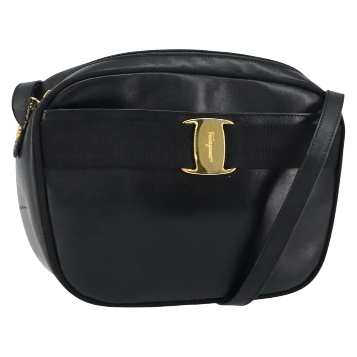 Salvatore Ferragamo Vala Shoulder Bag Leather Black Gold Auth BA7671