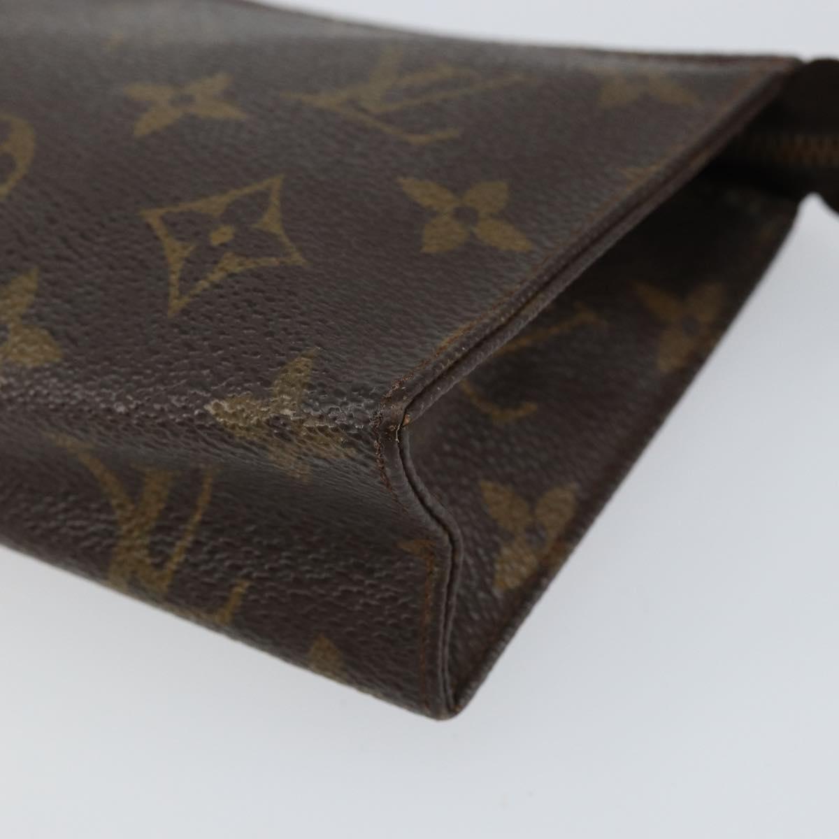 LOUIS VUITTON Monogram Poche Toilette 15 Pouch M47546 LV Auth BA7947