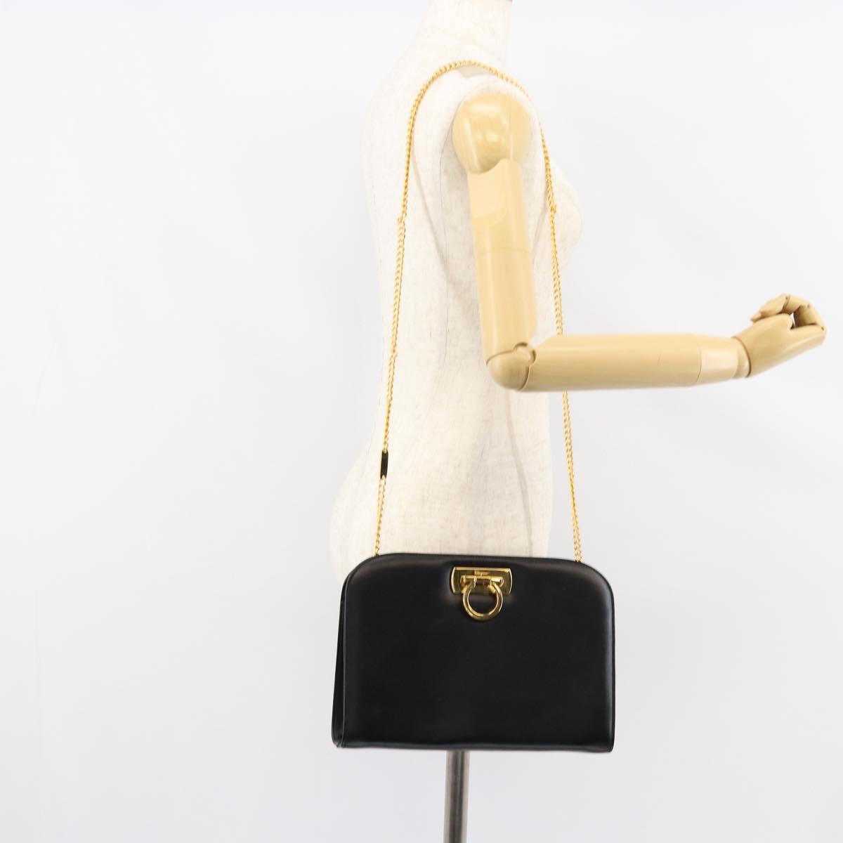 Salvatore Ferragamo Gancini Chain Shoulder Bag Leather Black Gold Auth BA7978