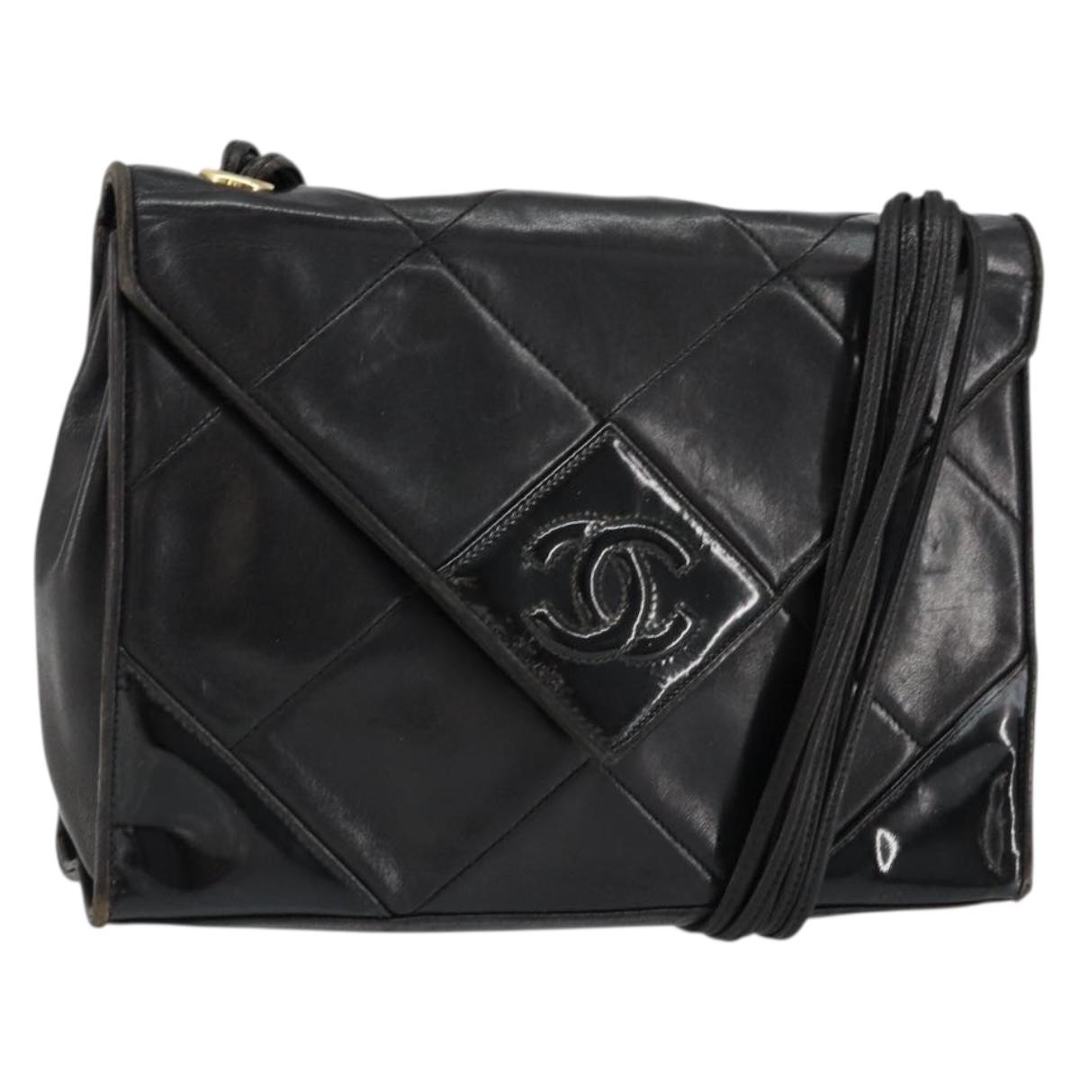 CHANEL Matelasse Shoulder Bag Lamb Skin Black Gold CC Auth BA8034