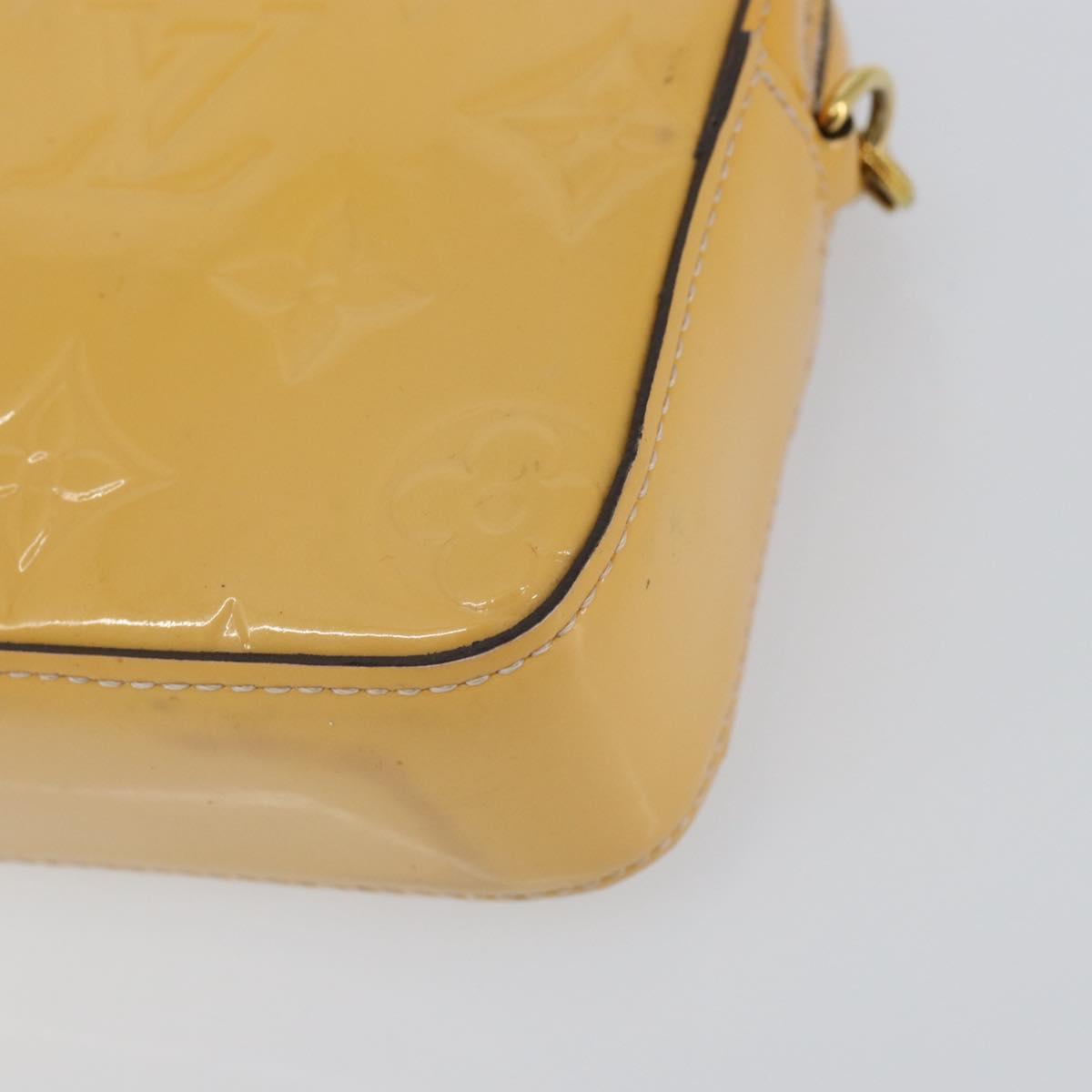 LOUIS VUITTON Monogram Vernis Camera Pouch Rose Valerine M64058 LV Auth BA8067