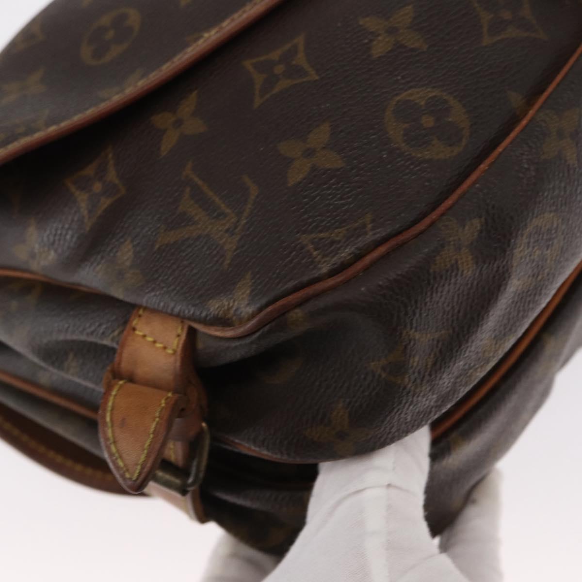 LOUIS VUITTON Monogram Saumur 30 Shoulder Bag M42256 LV Auth BA8124