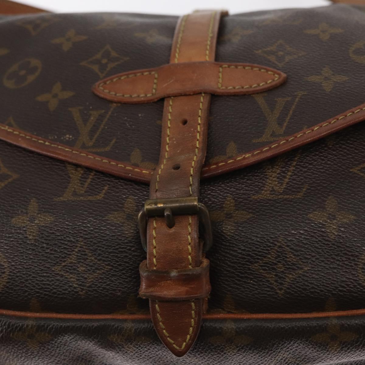 LOUIS VUITTON Monogram Saumur 30 Shoulder Bag M42256 LV Auth BA8124