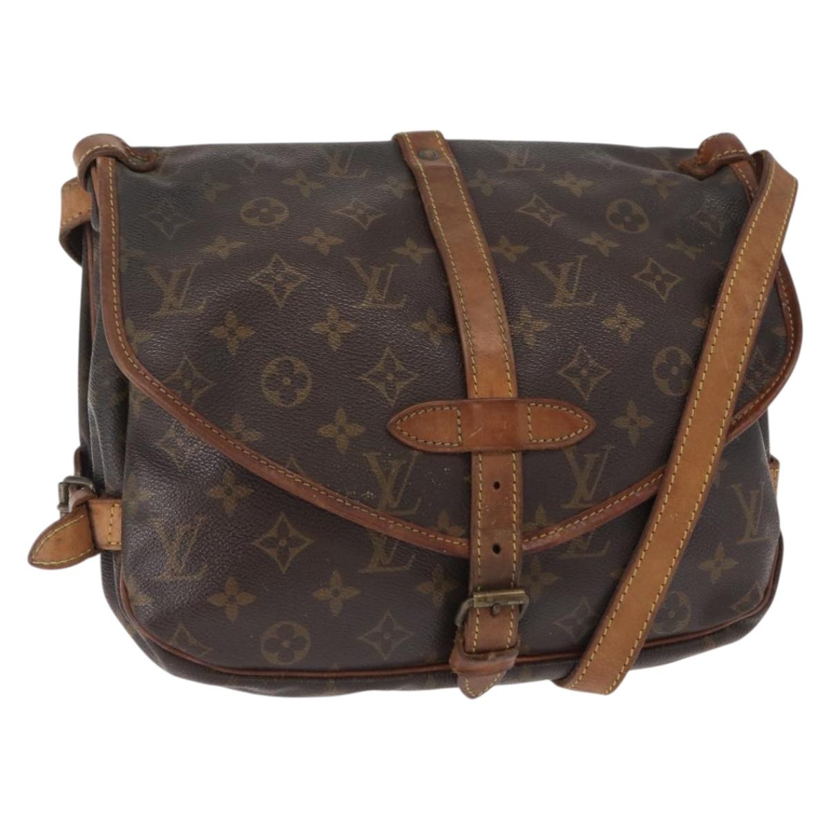 LOUIS VUITTON Monogram Saumur 30 Shoulder Bag M42256 LV Auth BA8124