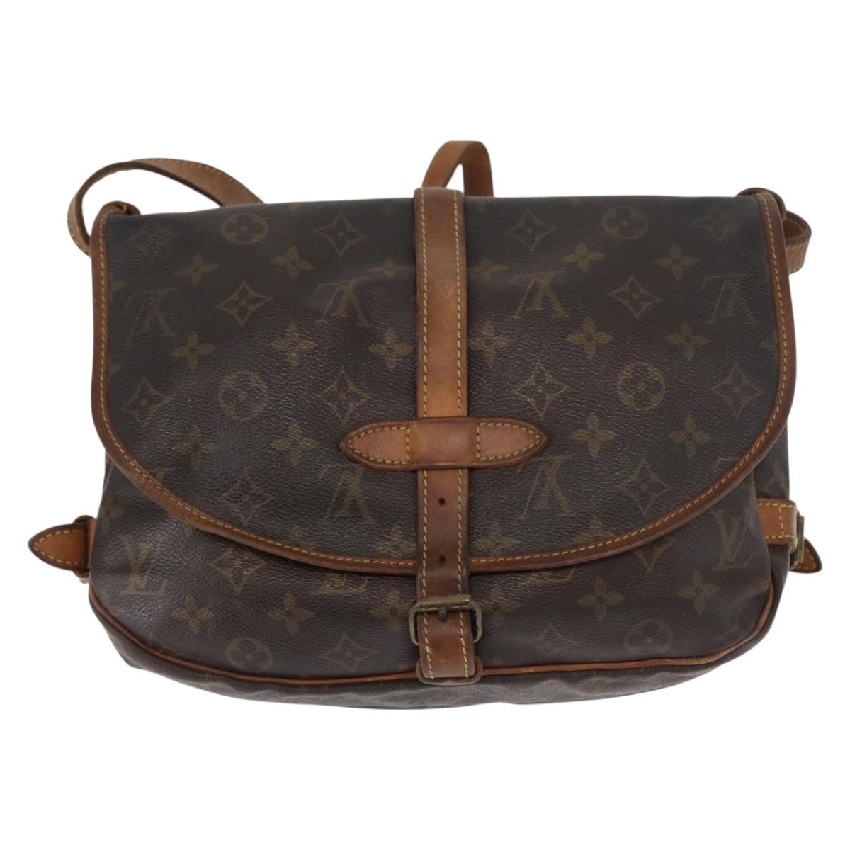 LOUIS VUITTON Monogram Saumur 30 Shoulder Bag M42256 LV Auth BA8124
