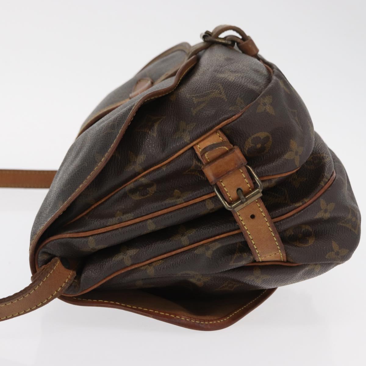 LOUIS VUITTON Monogram Saumur 30 Shoulder Bag M42256 LV Auth BA8124