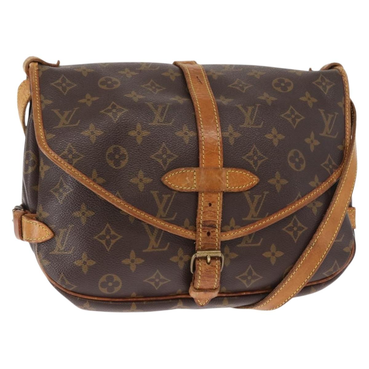 LOUIS VUITTON Monogram Saumur 30 Shoulder Bag M42256 LV Auth BA8125