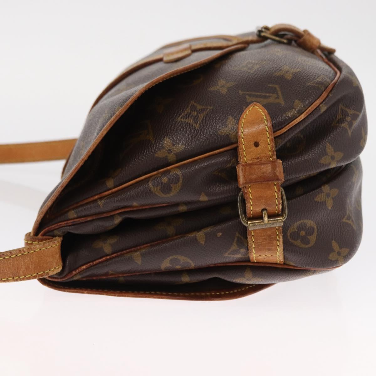 LOUIS VUITTON Monogram Saumur 30 Shoulder Bag M42256 LV Auth BA8125