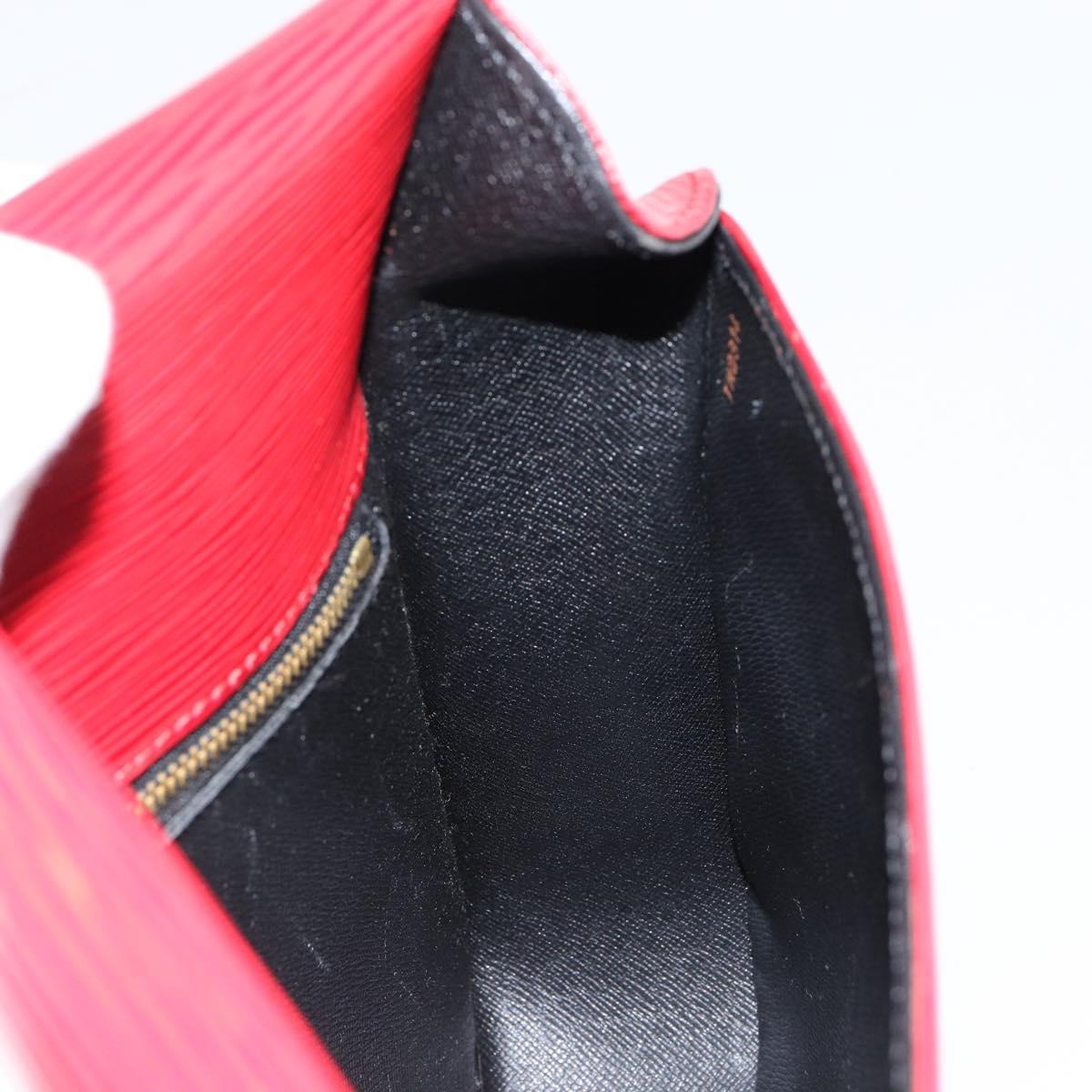 LOUIS VUITTON Epi Saint Cloud GM Shoulder Bag Red M52197 LV Auth BA8157