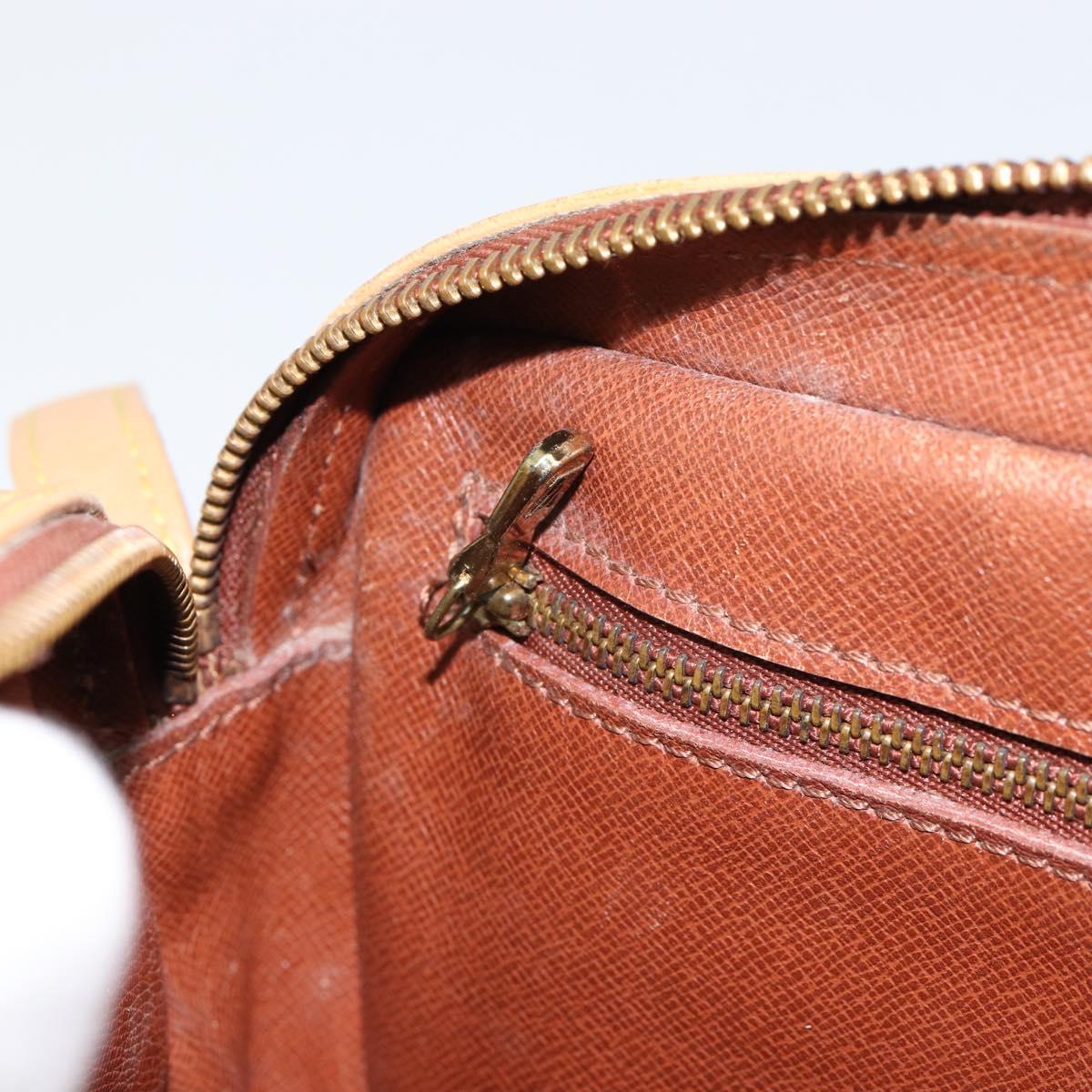 LOUIS VUITTON Epi Jeune Fille MM Shoulder Bag Beige M52156 LV Auth BA8158